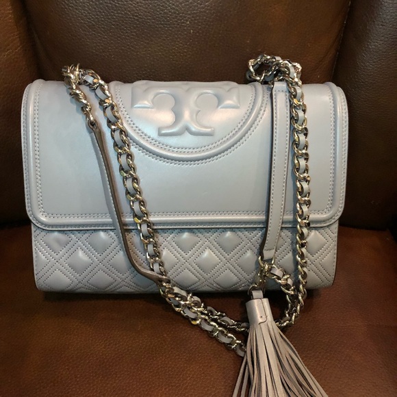 Elegant light baby blue Quilted Chain Bag - Picture 1 of 5
